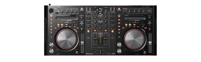 midi-controllers-2-channels-fight-02