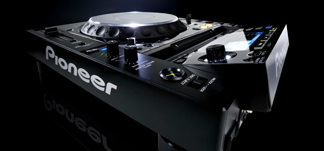 Pioneer CDJ-2000