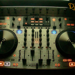 Numark 4Trak: Full hardware & demo review. Numark-4Trak-Traktor-Tutorial front