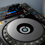 Pioneer CDJ-900 Nexus: 4 beats loop, colorido waveform y Wifi incluído pioneer 900 nexus front
