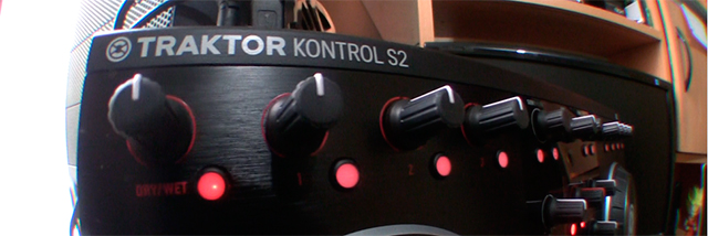 Native Instruments Traktor Kontrol S2MK2 - Efectos