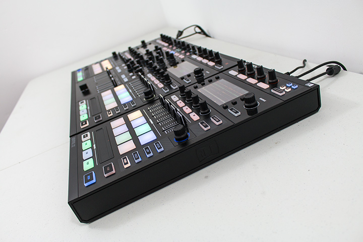 Traktor D2 vs S8