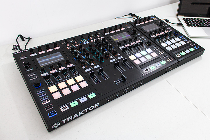 Traktor D2 vs S8
