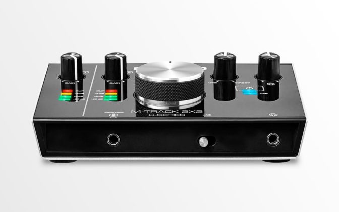 M-Audio M-Track 2x2 02