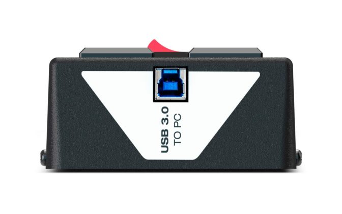Numark Production Hub 02