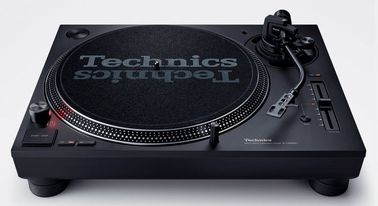Technics SL-1200mk7