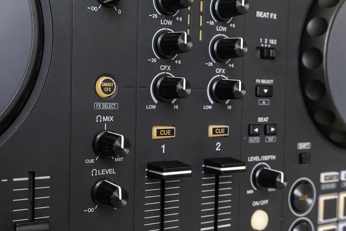 Funciones destacadas: Smart Fader y Smart CFX